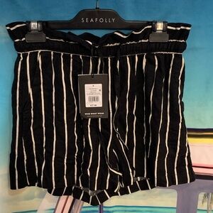 Who What Wear Black and White Striped Pants